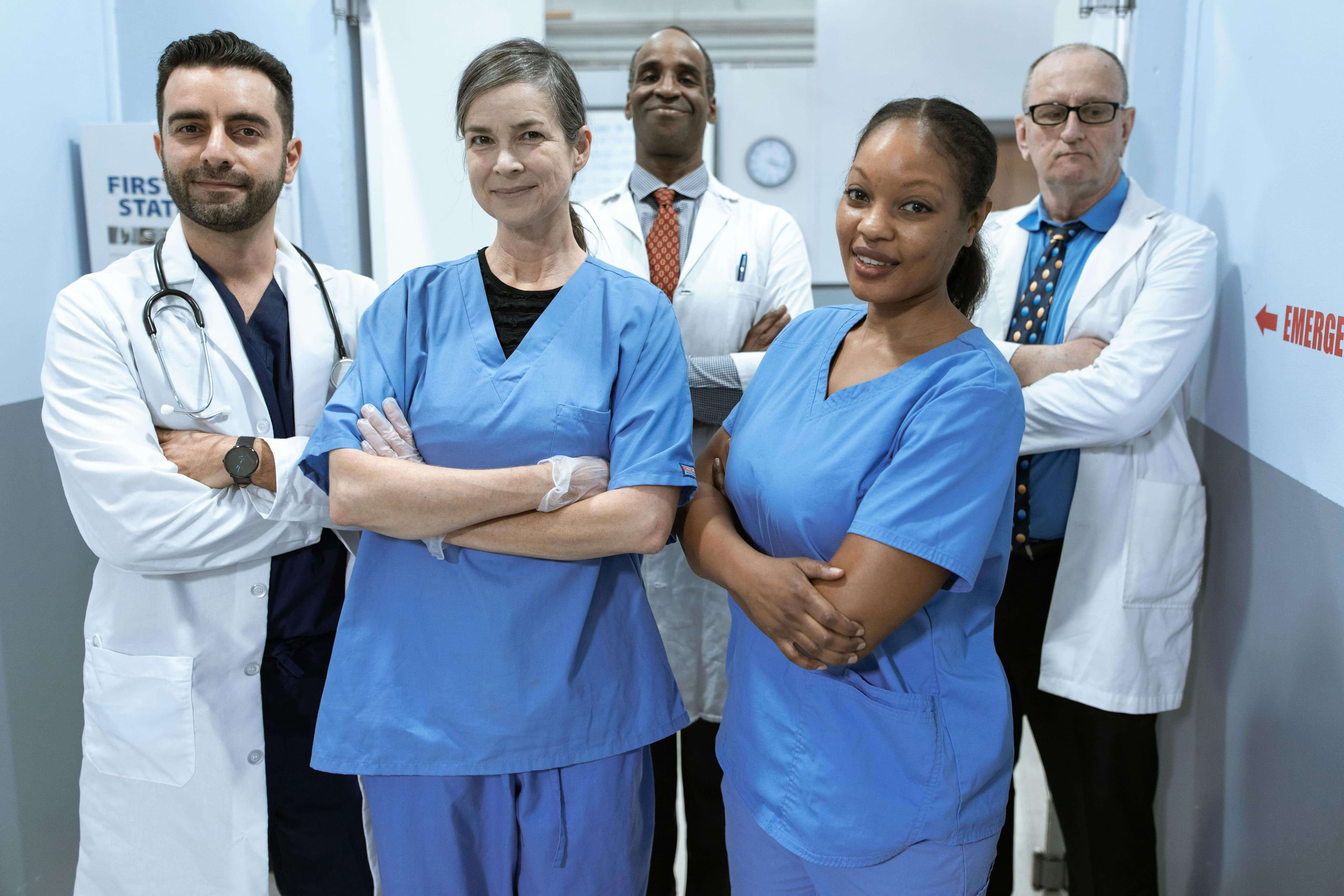 Salary doctor and nurse in the US